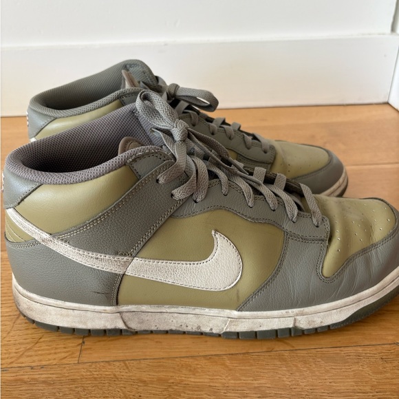 Men's Nike Dunk Mid 'Dark Stucco' sneakers, size 13 - Picture 7 of 11